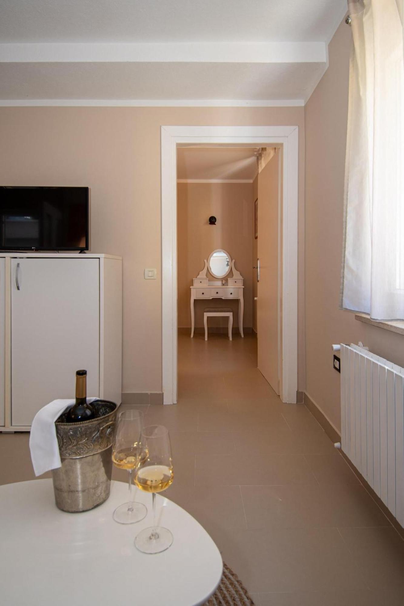 One-Bedroom Apartment Ground Floor