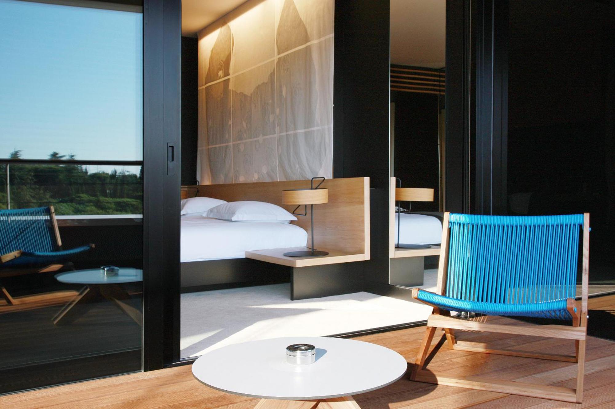 Premium Double Room - Single Use,63280768:JPEG