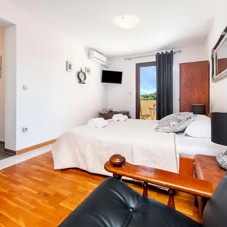 Guest House Casa Santin By Irundo-3