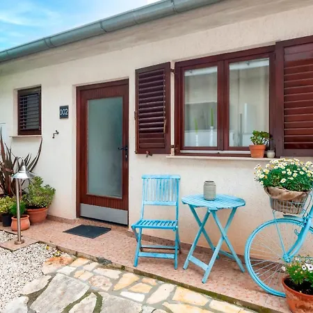 Villa B&B Marina & Parking Free-3