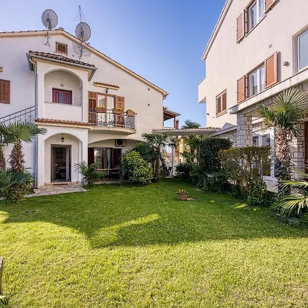 Villa Ladavac B&B-2