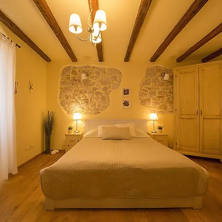 Rooms Villa Duketis-3