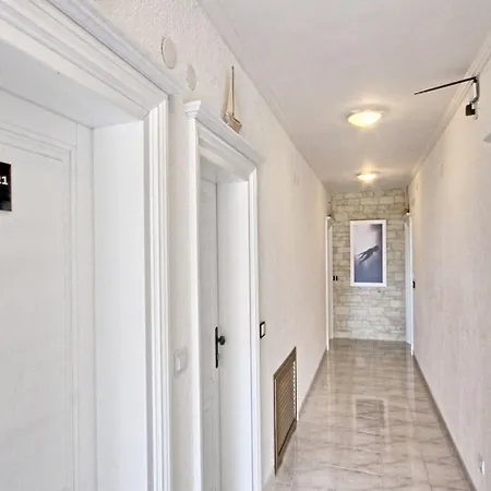 Rooms Petra-3