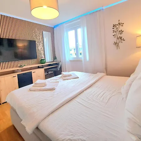 Lovely Rooms Rovinj-3