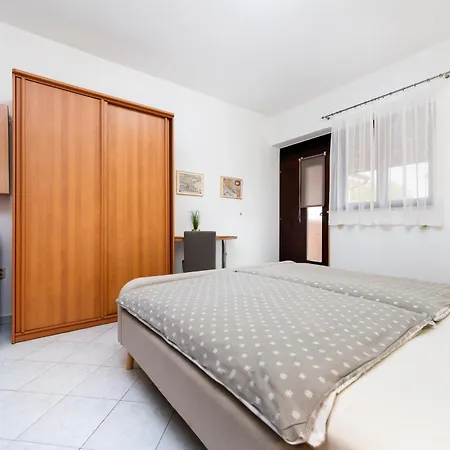 Apartments Erik B&B Adults Only-2