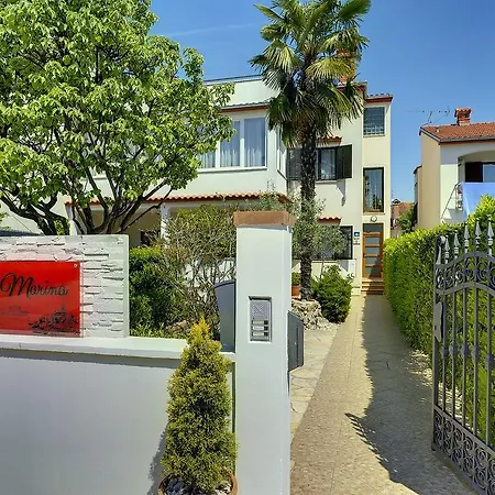 Villa B&B Marina & Parking Free-2